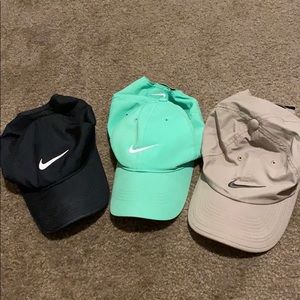 Nike hats (3)